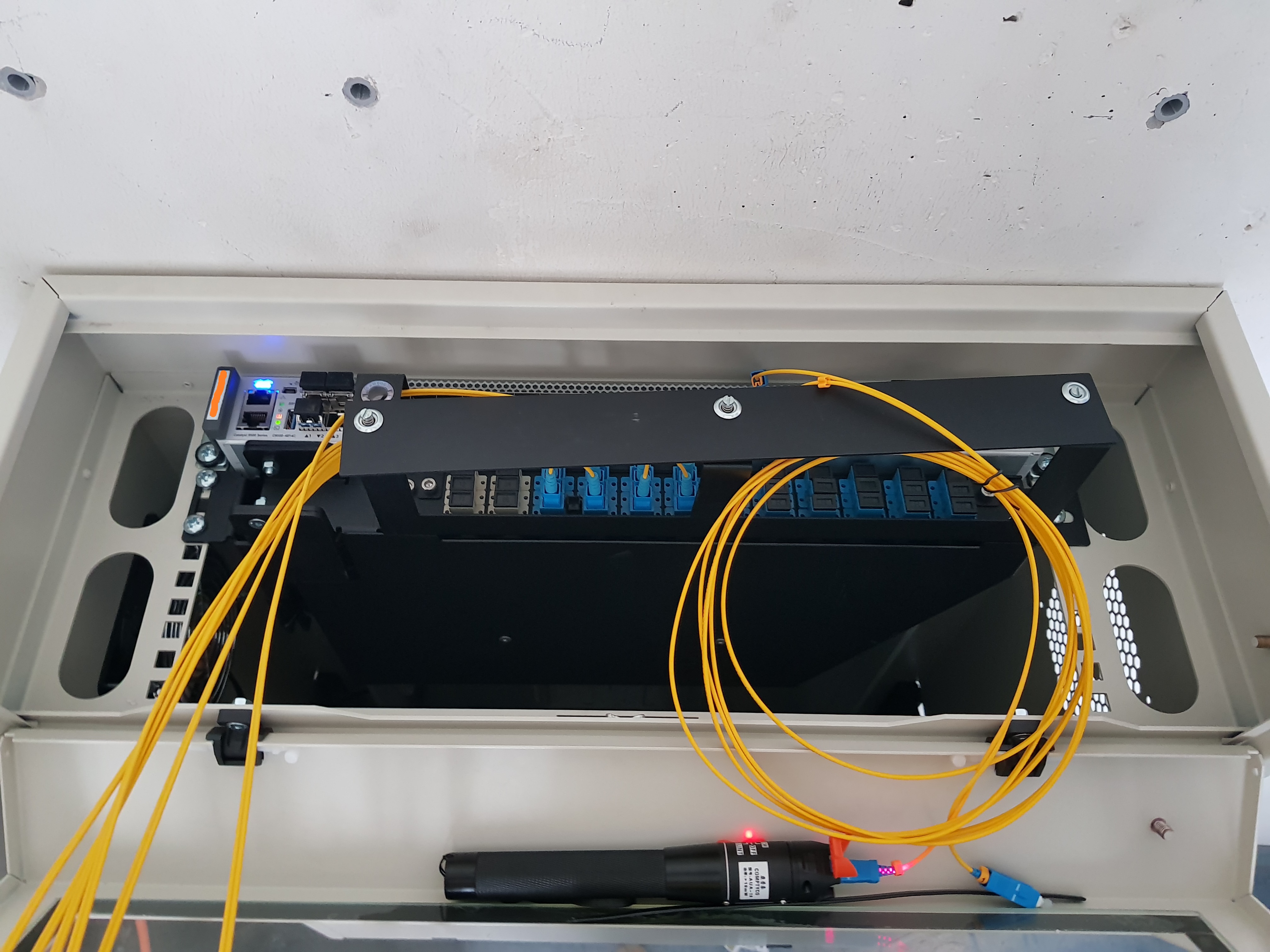 ODF fibre avec fault indicator et switch — panne urgente résolue ELECOMM ferroviaire